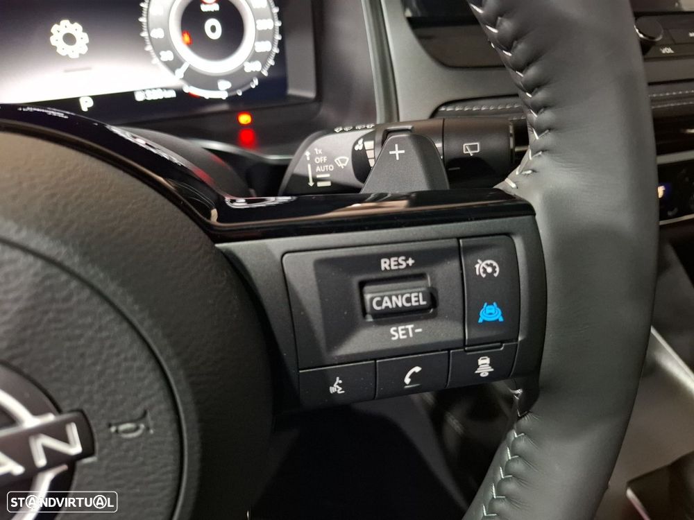 Nissan Qashqai 1.3 DIG-T Evolve Xtronic - 17
