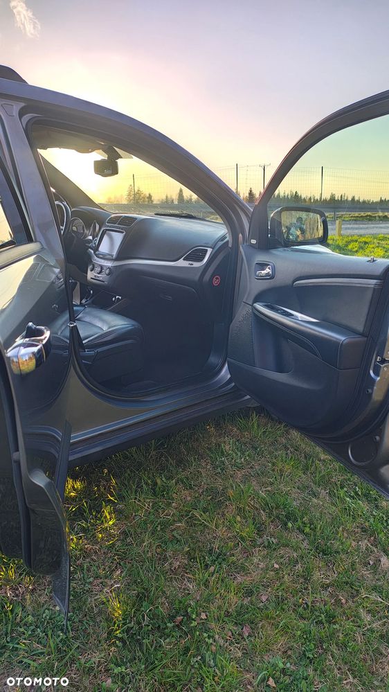 Fiat Freemont 2.0 Multijet 16V DPF Automatik Allrad Lounge - 10