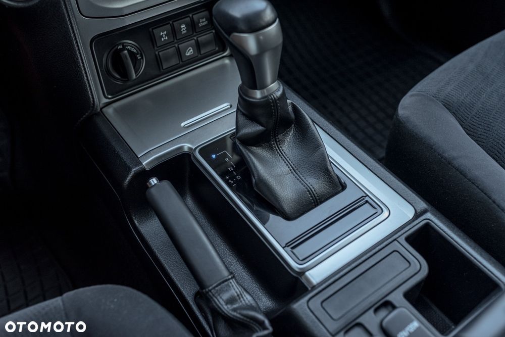 Toyota Land Cruiser LC 2.8 D-4D Prado - 16