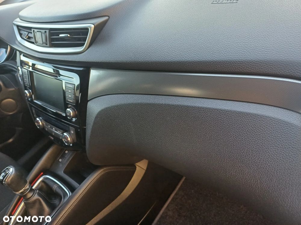 Nissan Qashqai 1.3 DIG-T MHEV N-Connecta - 33