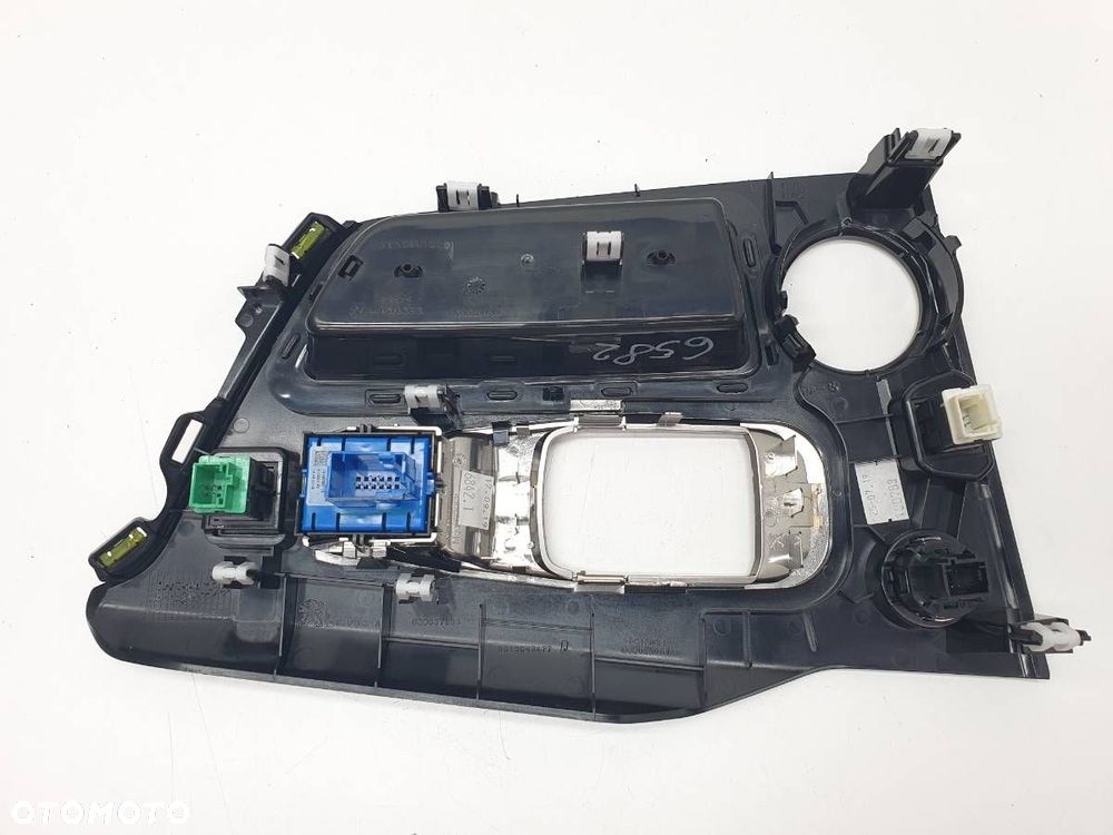 RAMKA WYBIERAKA TUNELU PEUGEOT 5008 II 2019 EUROPA SPORT - 5