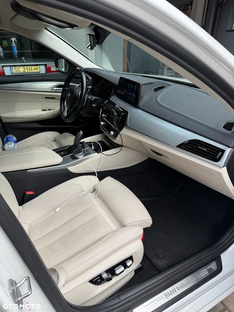 BMW Seria 5 530i M Sport sport - 21