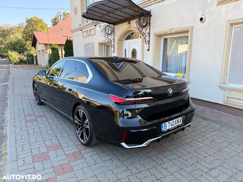 BMW Seria 7 740d xDrive MHEV - 7