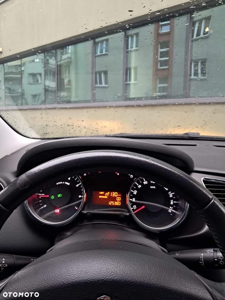 Peugeot 3008 - 8