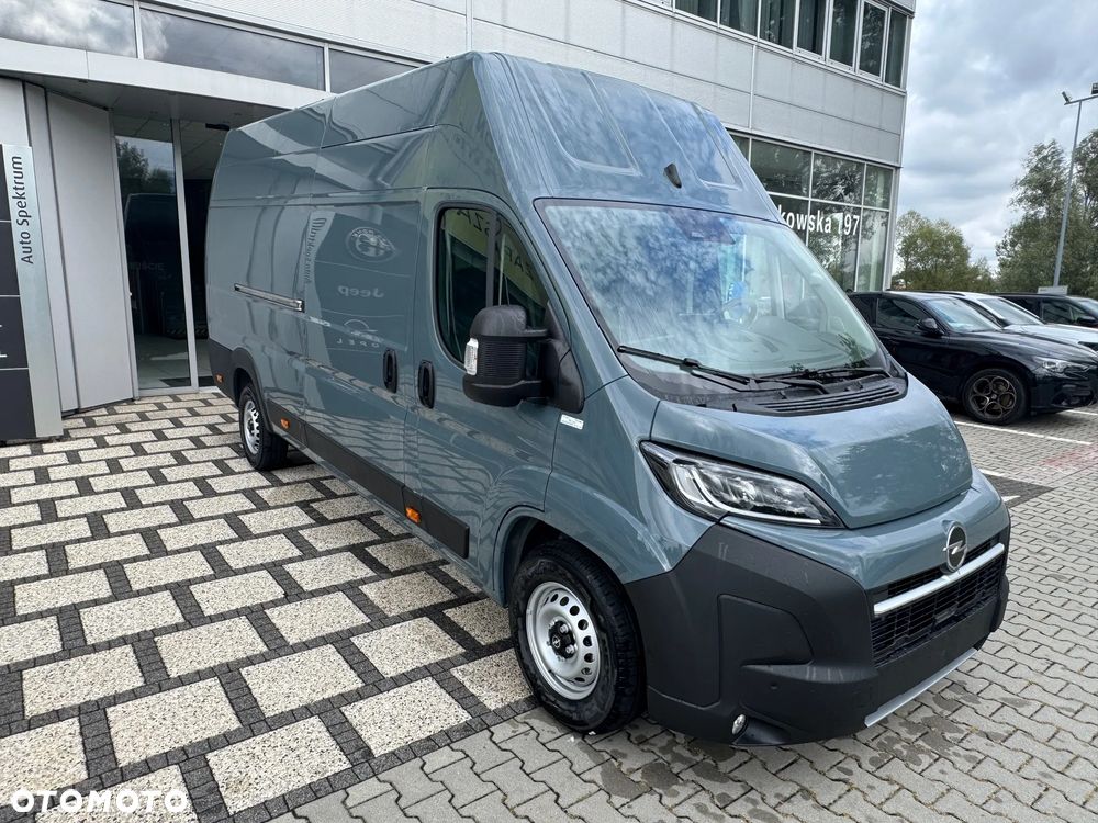 Opel Movano