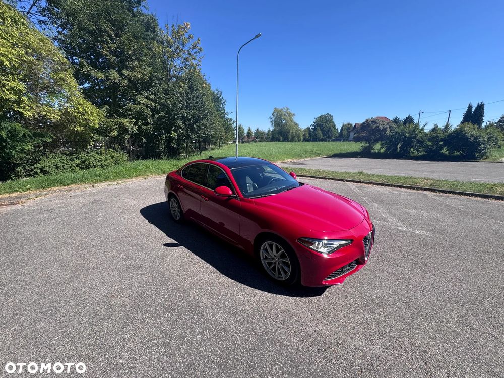 Alfa Romeo Giulia - 1