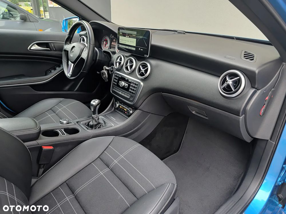 Mercedes-Benz Klasa A 180 BlueEfficiency Edition - 13