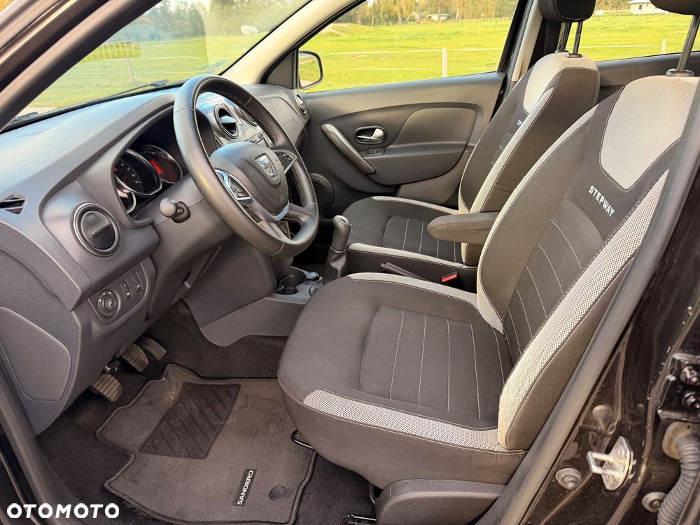 Dacia Sandero Stepway - 13