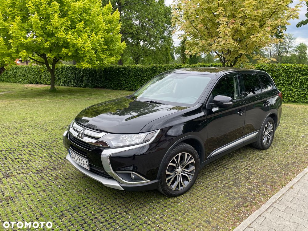 Mitsubishi Outlander - 1