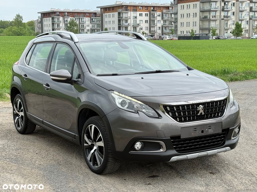 Peugeot 2008 1.2 Pure Tech Allure S&S - 1