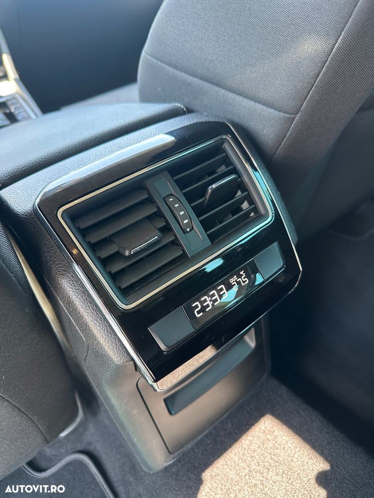 Skoda Superb 1.6 TDI DSG Ambition - 12