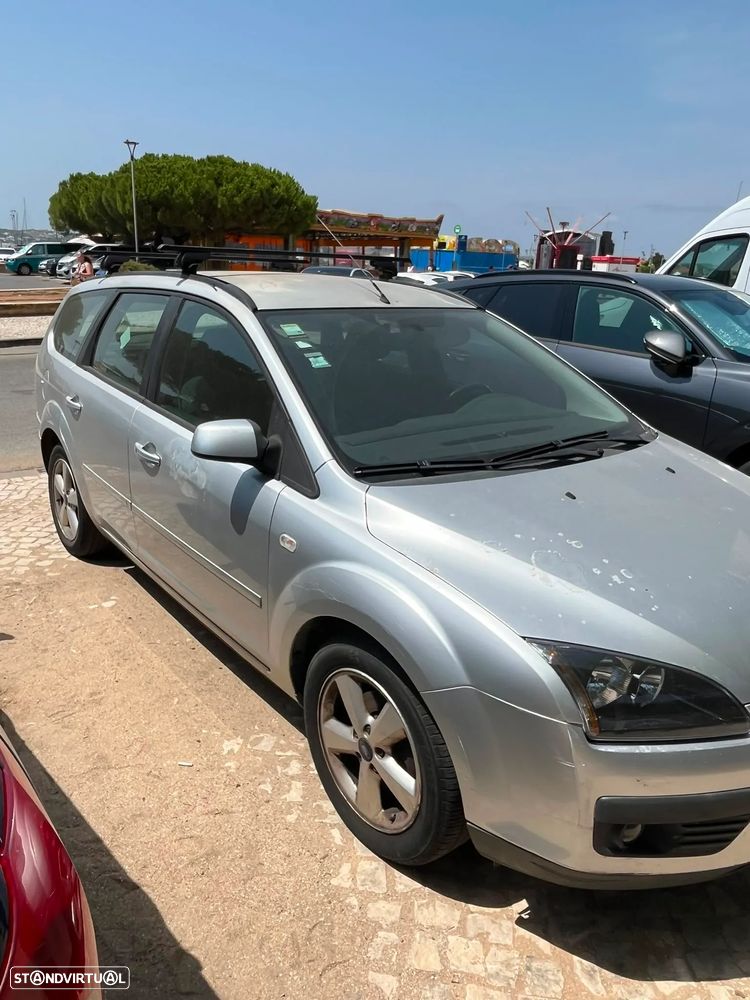 Ford Focus SW - 13