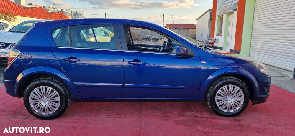 Opel Astra 1.6 Essentia - 3