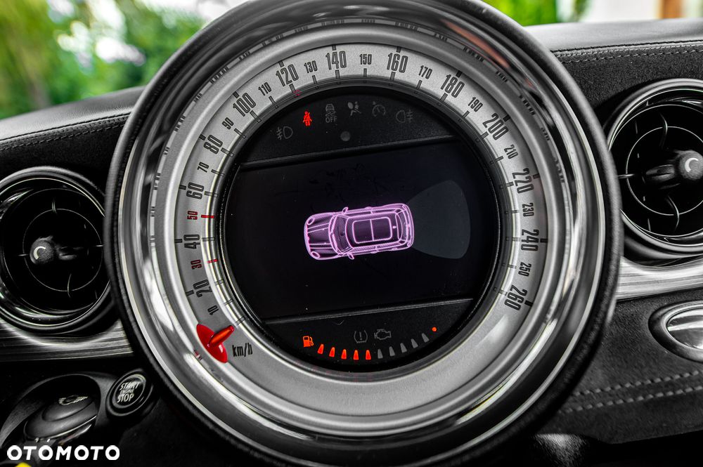 MINI Cooper S 50 Camden - 33