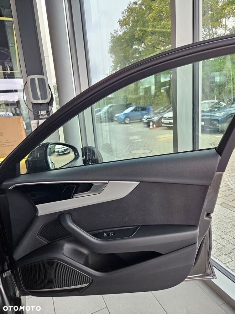 Audi A4 Avant 40 TDI mHEV Quattro Advanced S tronic - 36