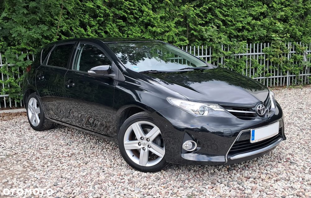Toyota Auris 1.6 Premium Start - 14