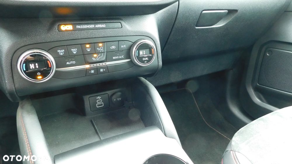 Ford Kuga ver-2-5-duratec-phev-st--line-x - 15