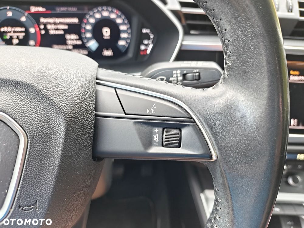Audi Q3 - 21