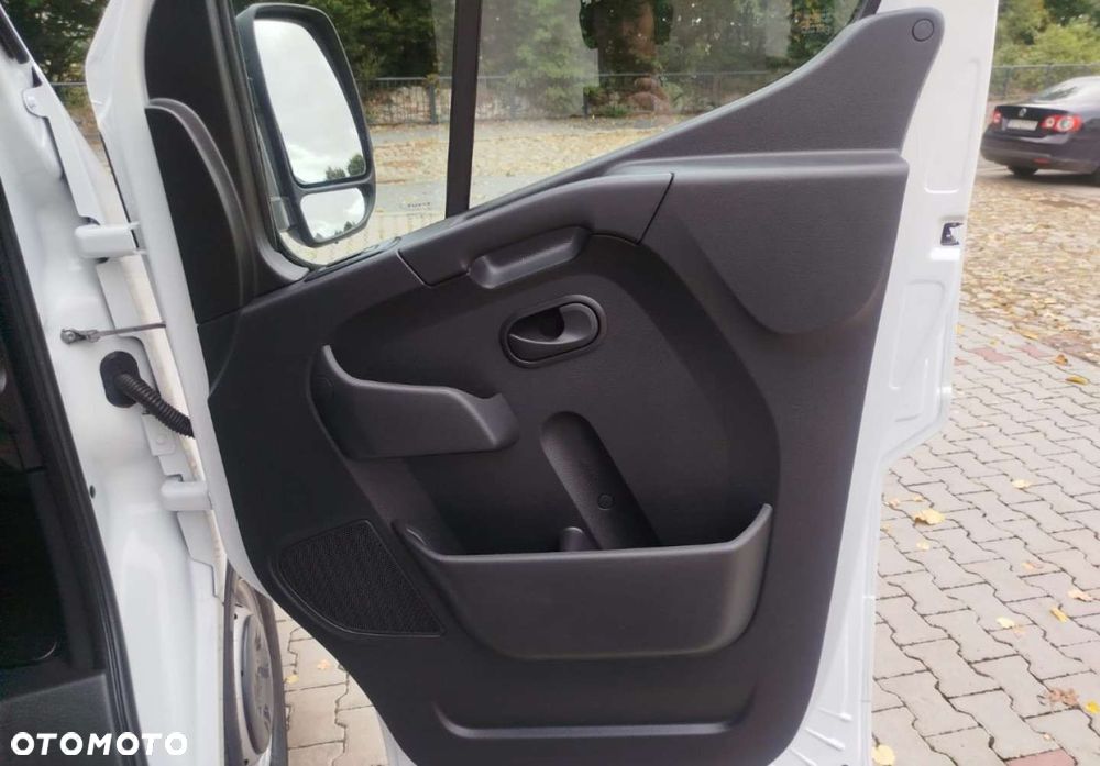 Renault Master - 25