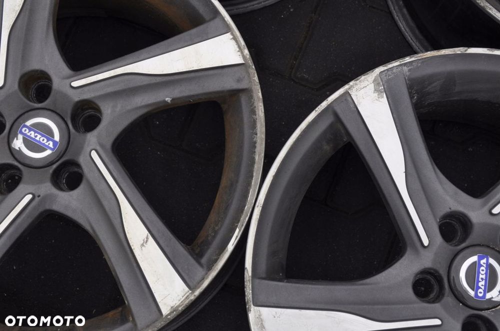VOLVO R-DESIGN  FELGI ALUMINIOWE - 7