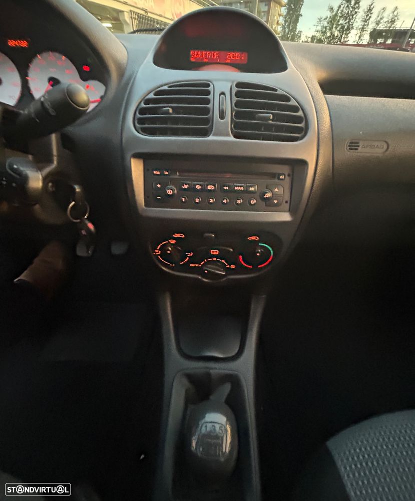 Peugeot 206 1.1 Look - 16
