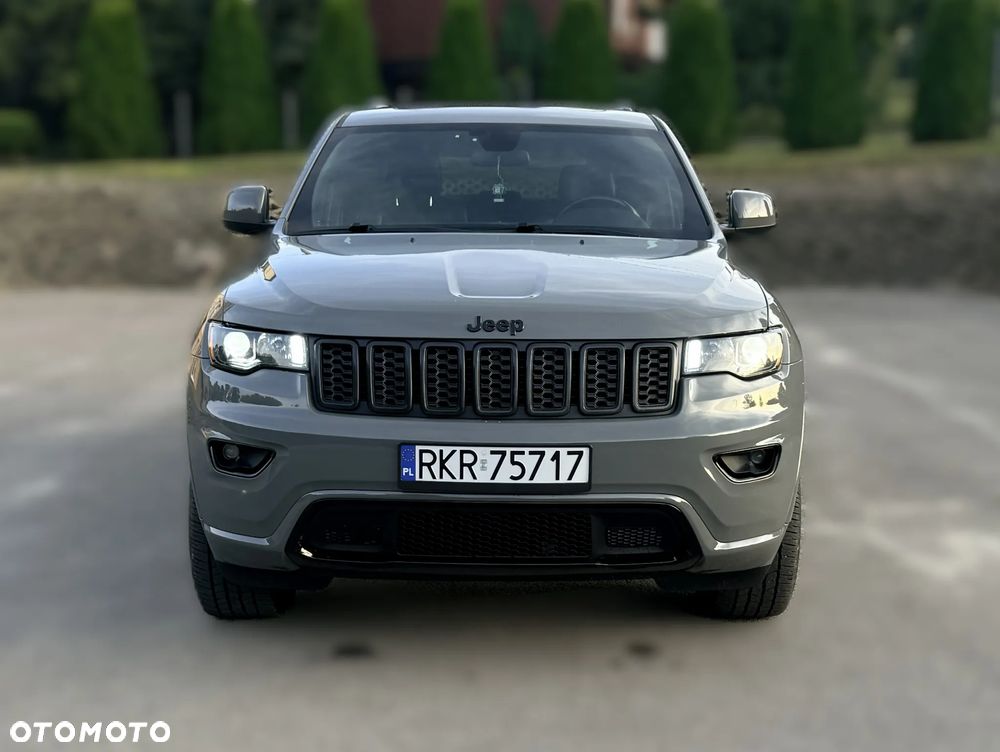 Jeep Grand Cherokee - 2