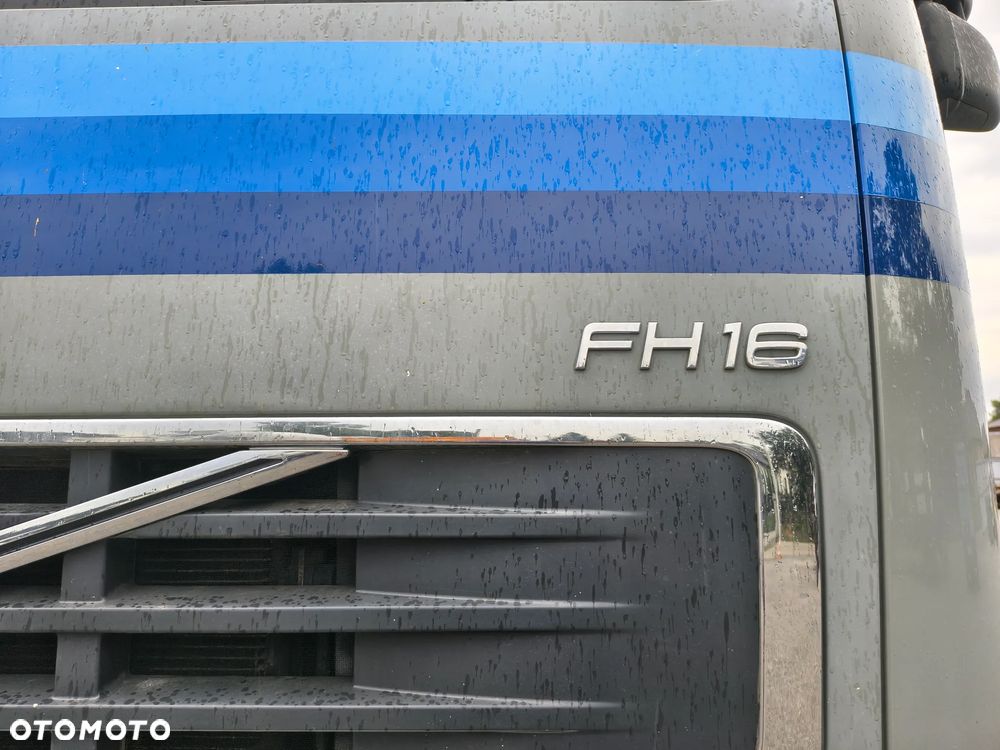 Volvo FH 16 550 Hakowiec Multilift 20 ton 8x4 - 24
