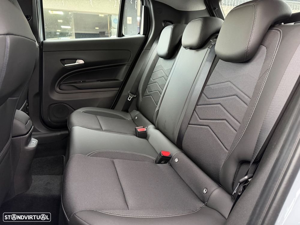 Jeep Avenger 1.2 GSE T3 Altitude - 9