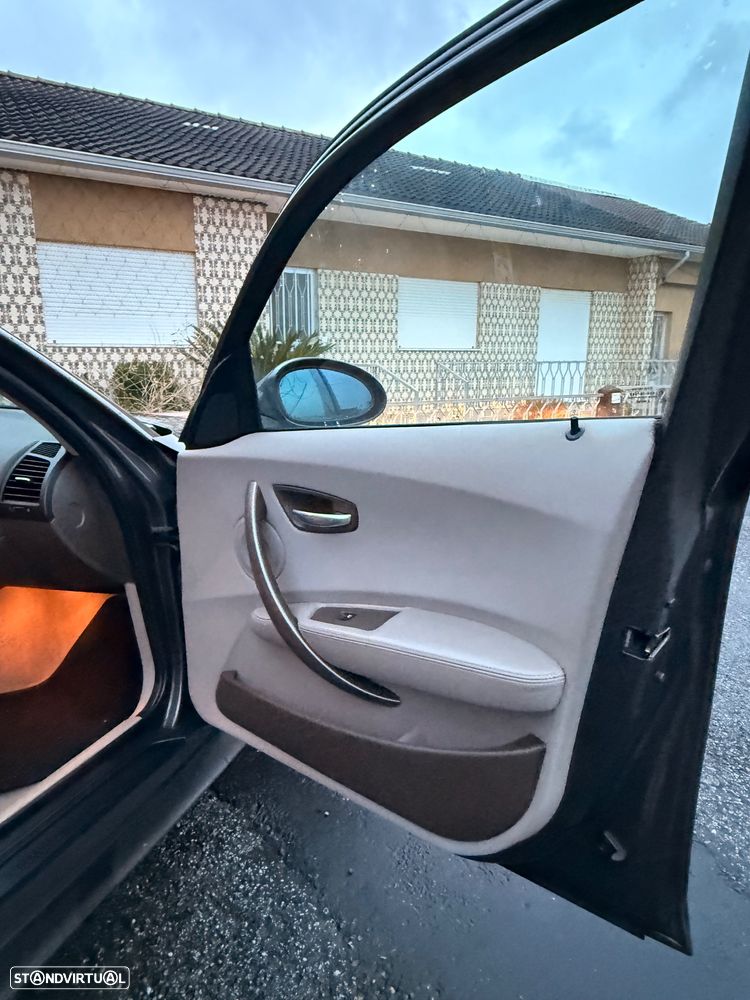 BMW 116 i Exclusive - 11