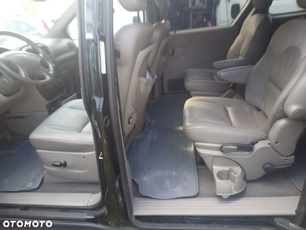 Chrysler Grand Voyager 3.3 Limited AWD - 21