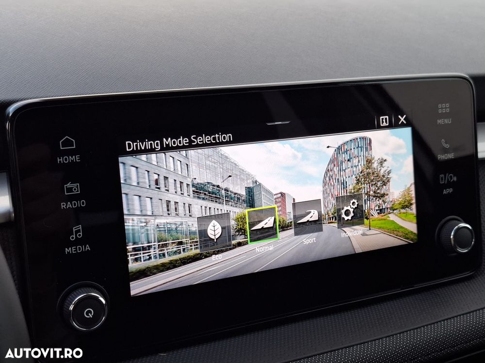 Skoda Fabia 1.0 TSI 95 CP Selection - 12