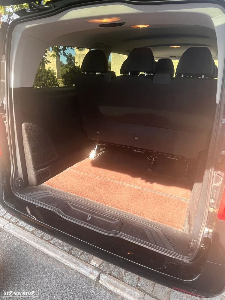 Mercedes-Benz Vito Tourer Longa Aut. PRO — fotografia 14