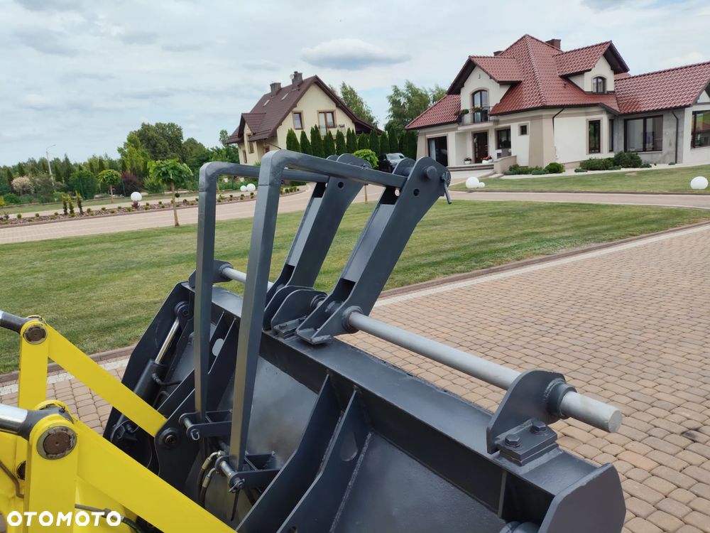 New Holland B115 B/ RÓWNE KOŁA / JOYSTICK / POWERSHIFT / SPROWADZONA / KOPARKO-ŁADOWARKA - 13