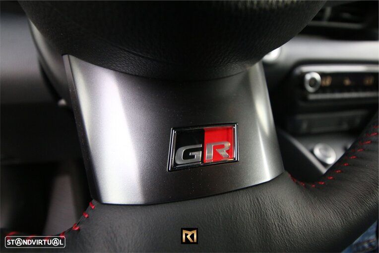 Toyota GR Yaris WRC Triple Edition - 16