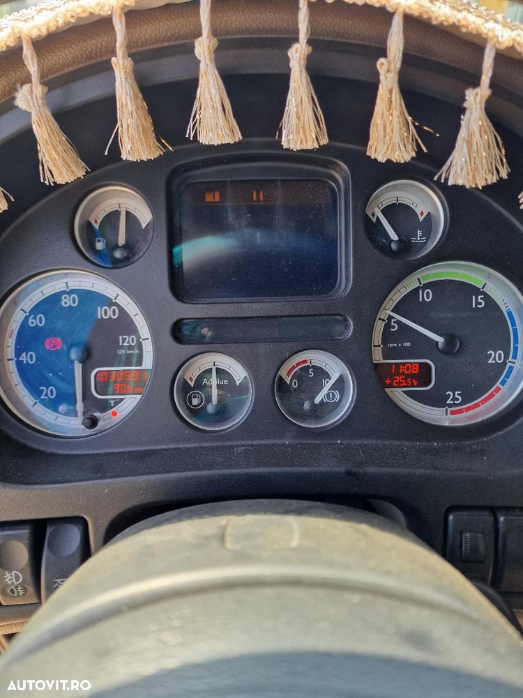DAF XF 105 Mega - 8