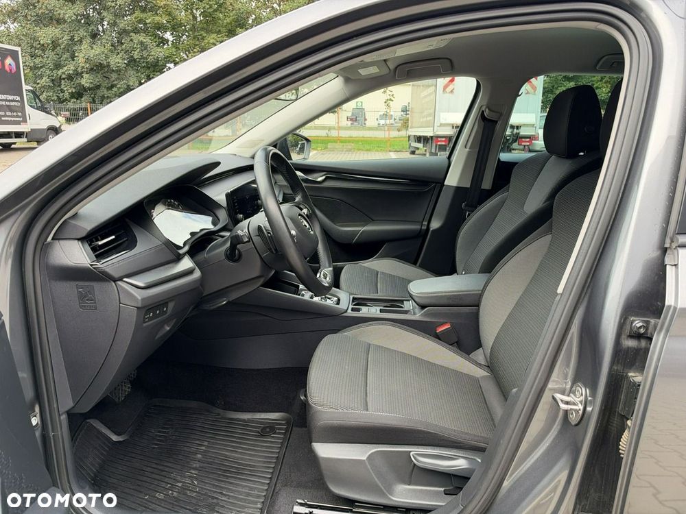Skoda Octavia 2.0 TDI DSG Ambition - 11