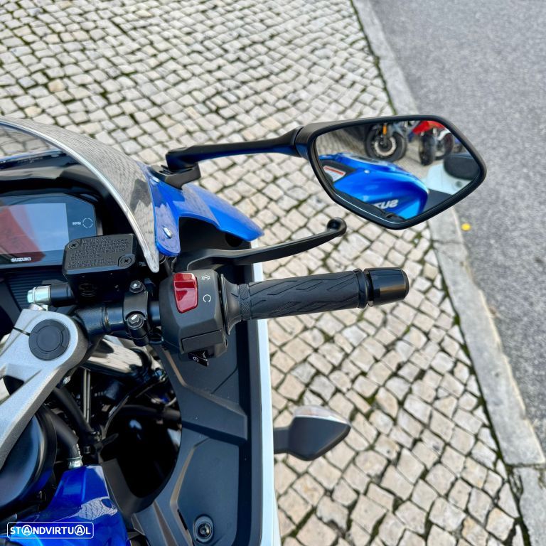 Suzuki GSX-R 125 - 13