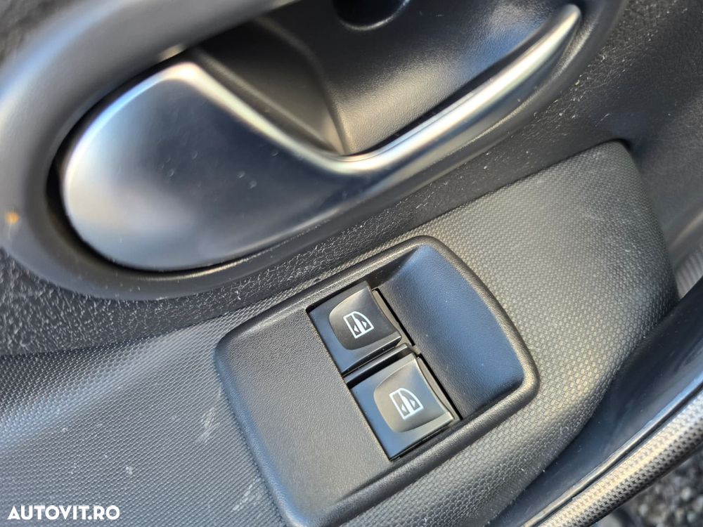 Dacia Sandero Stepway TCe 90 MT6 Essential - 12