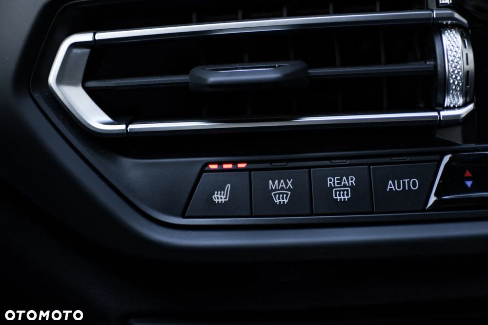 BMW Seria 2 218i Luxury Line - 21