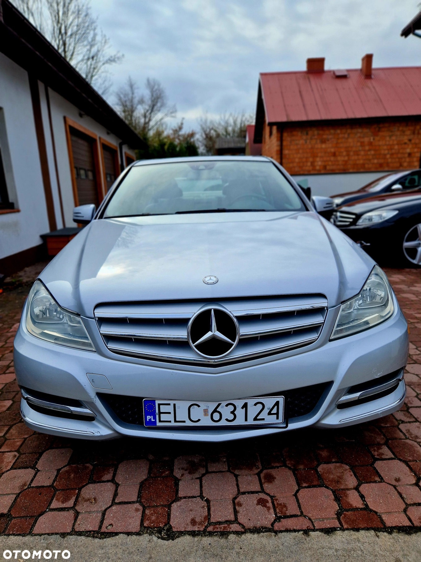 Mercedes-Benz Klasa C 250 CGI T Automatik BlueEFFICIENCY Avantgarde - 8