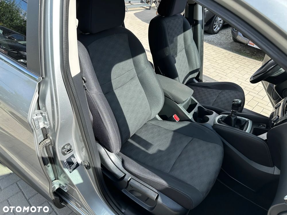 Nissan Qashqai - 22