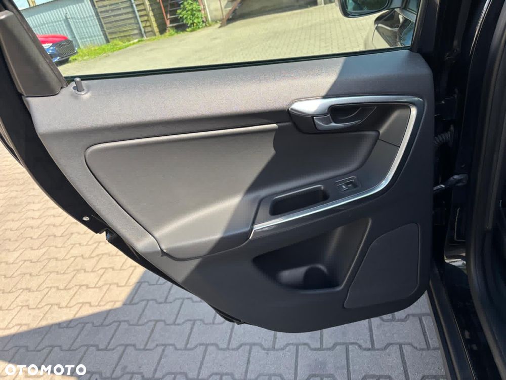Volvo XC 60 - 19