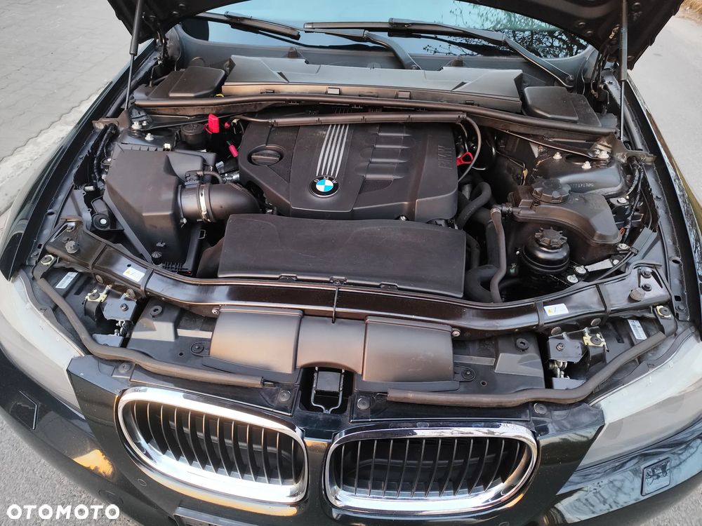 BMW Seria 3 - 17