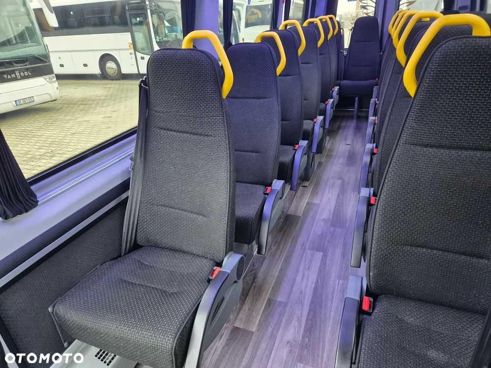 Mercedes-Benz SPRINTER/ 23 MIEJSCA + STOJĄCE/ 67 000 KM / KLIMA - 24