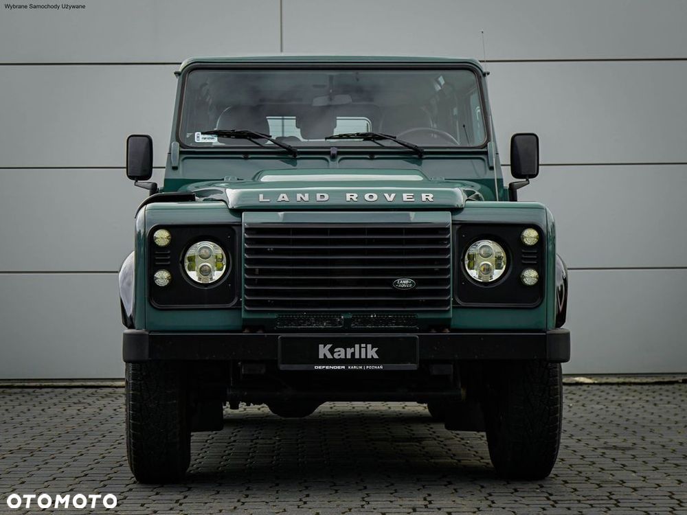 Land Rover Defender - 5