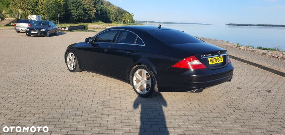 Mercedes-Benz CLS - 4