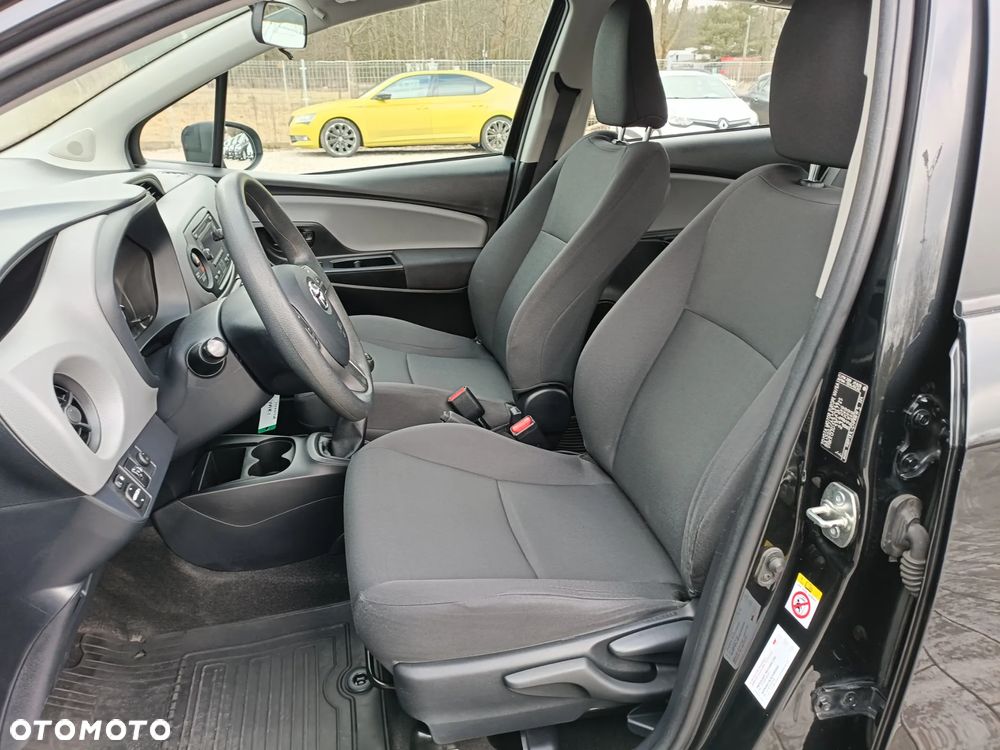 Toyota Yaris 1.5 Life - 13