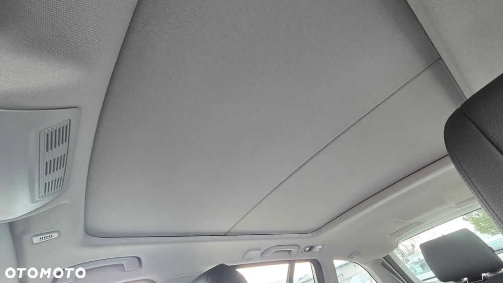 BMW Seria 5 520d xDrive Luxury Line - 23