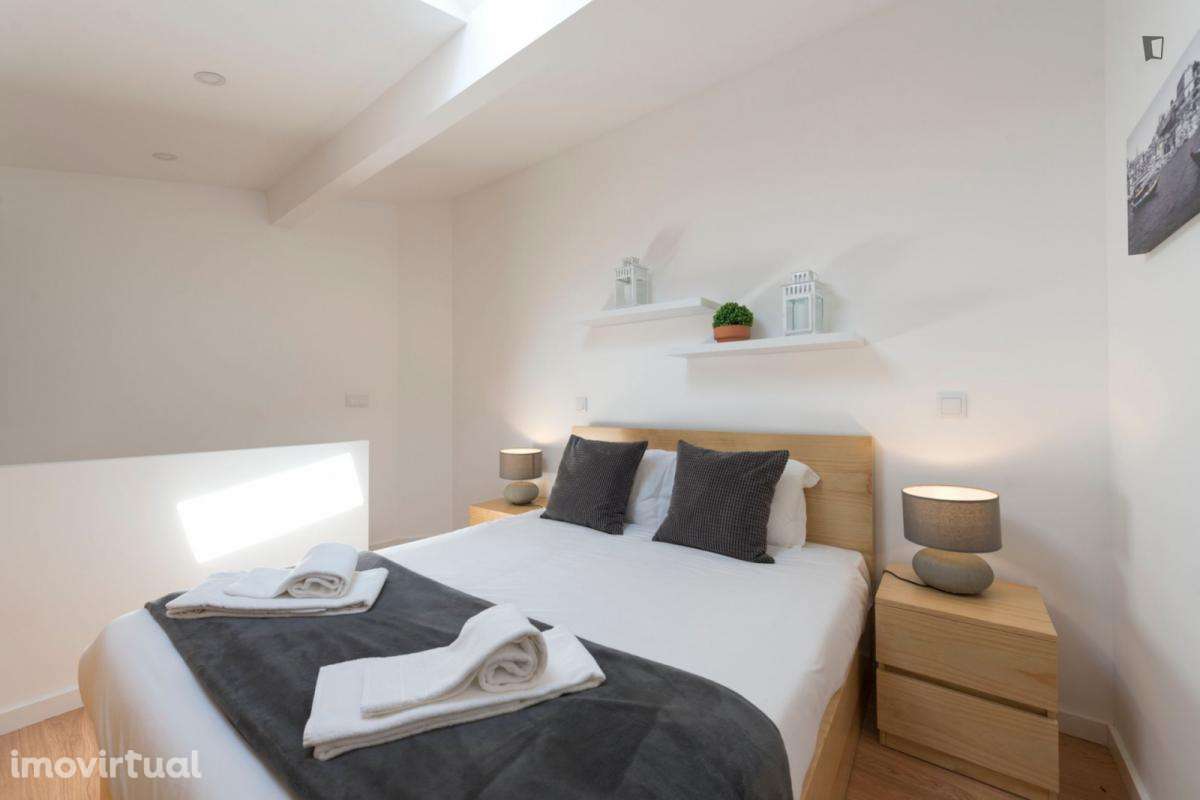 Casa com 1 quartos - localizado em Santo Ildefonso Porto - Grande imagem: 5/25