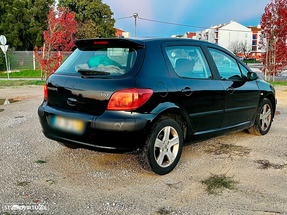 Peugeot 307 1.4 HDi Navtech - 6